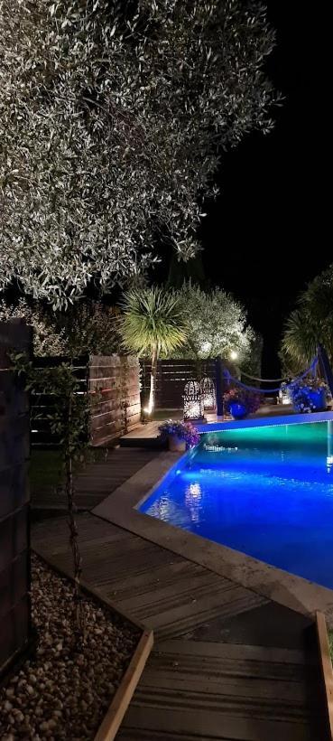 La Villa Majorelle Pertuis Exterior photo